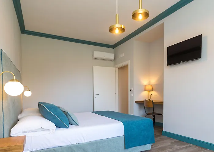 Pool&suites Gæstehus 3*
