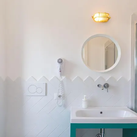 بيت ضيافة Pool&suites 4*