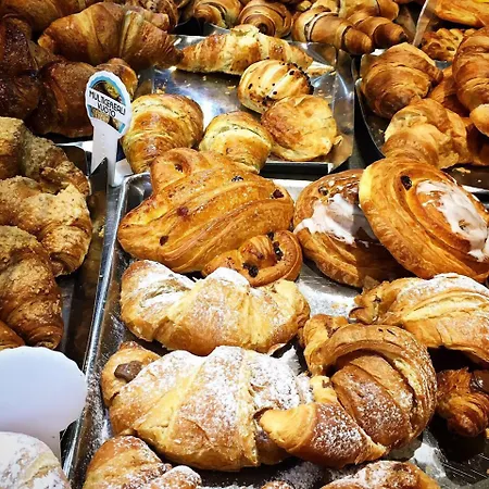 Pool&suites بيت ضيافة