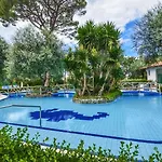 Gasthuis Pool&suites 3*
