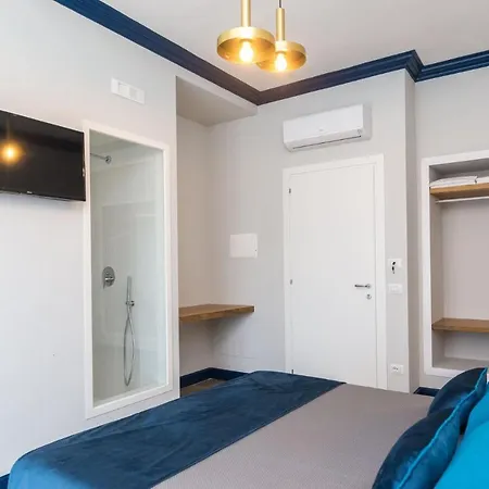 Pool&suites Guest house Sorrento