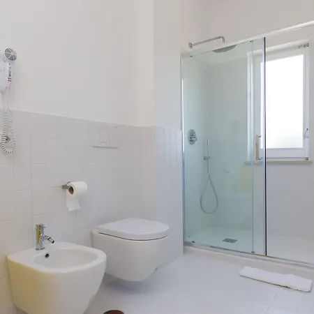 Guest house Pool&suites 3*