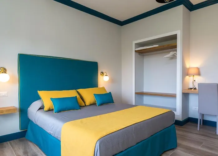 Pool&suites Σορέντο