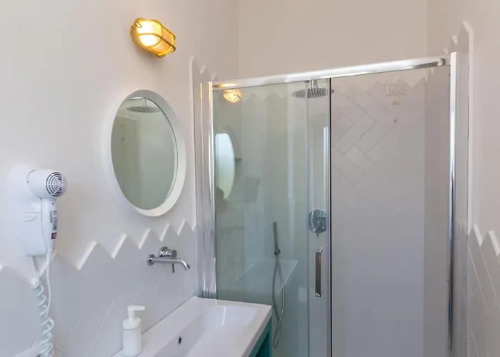 Πανσιόν Pool&suites 4*